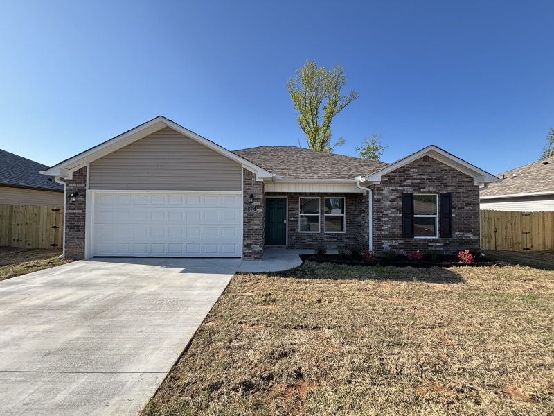 615 Timberline Rd Featured